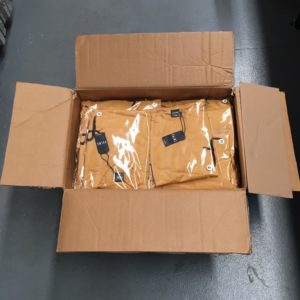 Box of 50 t-shirts with folding and bagging